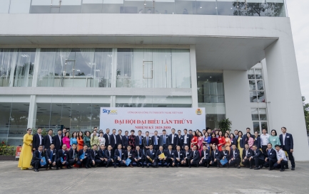 ĐẠI HỘI CÔNG ĐOÀN CÔNG TY TNHH MTV NHIÊN LIỆU HÀNG KHÔNG VIỆT NAM (SKYPEC) LẦN THỨ VI, NHIỆM KỲ 2025-2030 “ĐOÀN KẾT - DÂN CHỦ - VƯƠN MÌNH - BỨT PHÁ” THÀNH CÔNG TỐT ĐẸP.